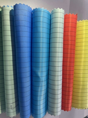 110gsm 5mm Stripe Design Antystatyczna tkanina antystatyczna ESD do produkcji odzieży przemysłowej