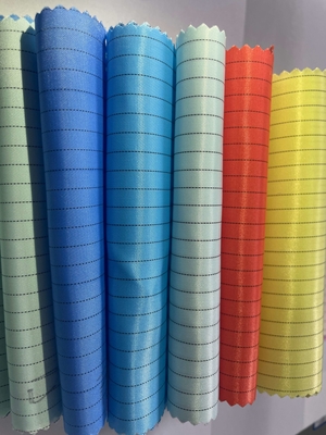 110gsm 5mm Stripe Design Antystatyczna tkanina antystatyczna ESD do produkcji odzieży przemysłowej