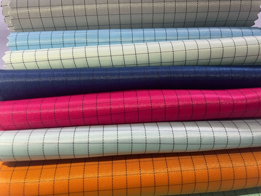 Antystatyczna tkanina Esd Bezpieczna przewodząca tkanina odzieżowa z poliestru Twill do pomieszczeń czystych